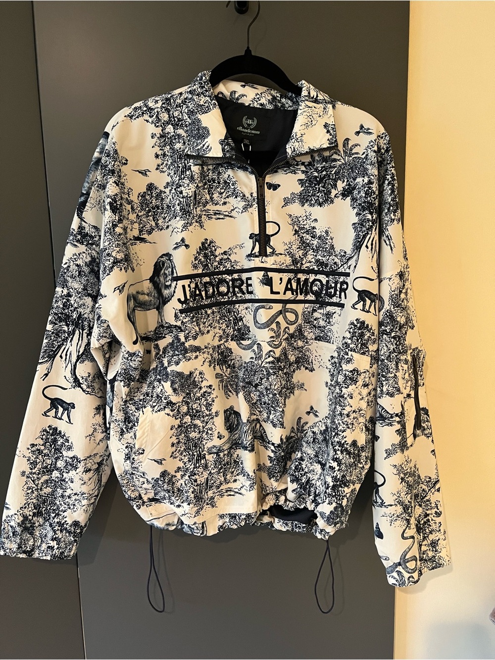 EllandEmm J'Adore L'Amour Printed Half-Zip Pullover Toile Print - 3XL
